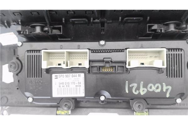 Recambio de consola para seat altea xl (5p5) 2.0 freetrack 4x4 referencia OEM IAM 5P1819110N 5P1858071C 