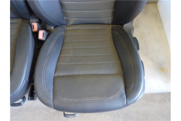 Recambio de juego asientos para alfa romeo giulia (952) 2.2 super referencia OEM IAM 6002070033 6002070034 