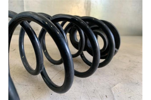 Recambio de muelle amortiguacion para honda jazz (gk) 1.3 comfort referencia OEM IAM 811203  
