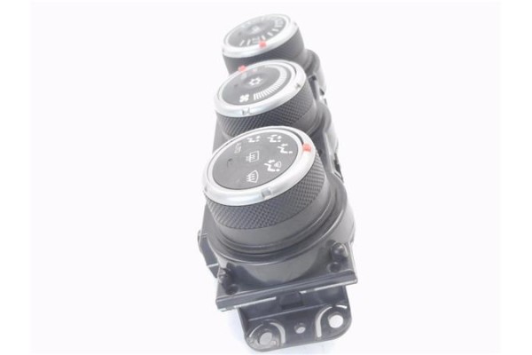 Recambio de mandos climatizador para mitsubishi outlander (cw0) 2.0 di-d intense referencia OEM IAM 7820A115XB  