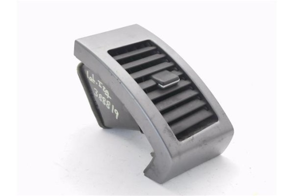 Recambio de rejilla entrada de aire para mitsubishi outlander (cw0) 2.0 di-d intense referencia OEM IAM 8030A024ZZ  