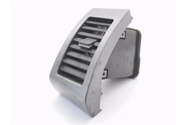 Recambio de rejilla entrada de aire para mitsubishi outlander (cw0) 2.0 di-d intense referencia OEM IAM 8030A024ZZ  
