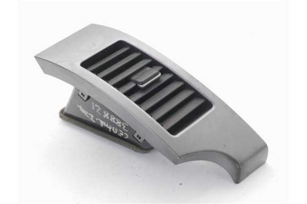 Recambio de rejilla entrada de aire para mitsubishi outlander (cw0) 2.0 di-d intense referencia OEM IAM 8030A013ZZ  