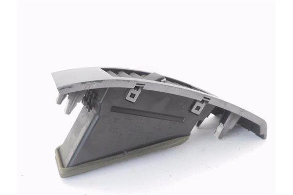 Recambio de rejilla entrada de aire para mitsubishi outlander (cw0) 2.0 di-d intense referencia OEM IAM 8030A014ZZ  