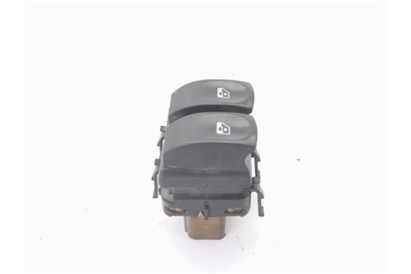 Recambio de mando elevalunas delantero izquierdo para renault clio iii 1.6 16v referencia OEM IAM 8200214939  