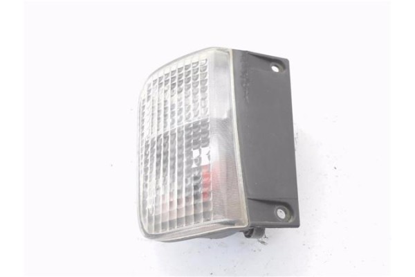 Recambio de piloto antiniebla trasero izquierdo para opel vivaro 2.0 cdti referencia OEM IAM 93198631  