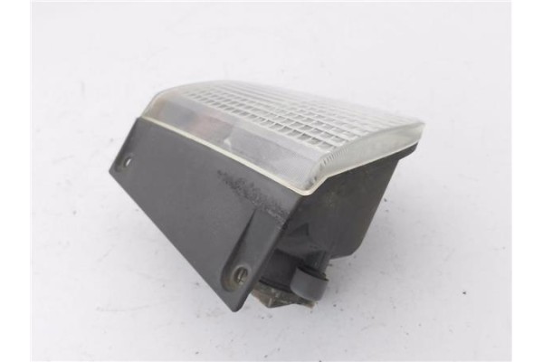 Recambio de piloto antiniebla trasero izquierdo para opel vivaro 2.0 cdti referencia OEM IAM 93198631  