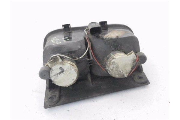 Recambio de piloto antiniebla trasero izquierdo para opel vivaro 2.0 cdti referencia OEM IAM 93198631  