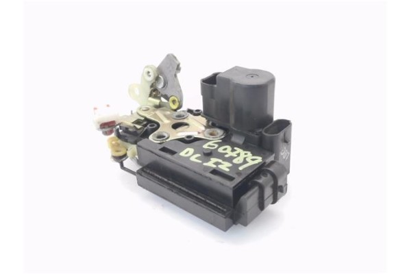 Recambio de cierre electromagnetico delantero izquierdo para ssangyong rexton 2.7 270 xdi limited referencia OEM IAM 7121008021 