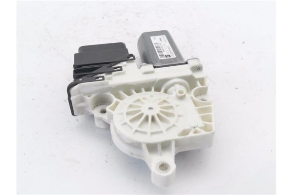 Recambio de motor elevalunas trasero izquierdo para seat altea xl (5p5) 1.6 tdi referencia OEM IAM 3C0959703D  