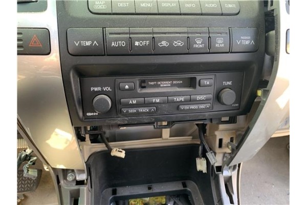Recambio de autoradio para toyota land cruiser (j12) 3.0 d-4d (kdj120) referencia OEM IAM 8612060461  