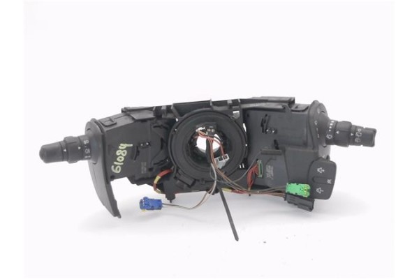 Recambio de mando intermitencia para renault clio iii 1.4 16v referencia OEM IAM 8200245499 88102002027 