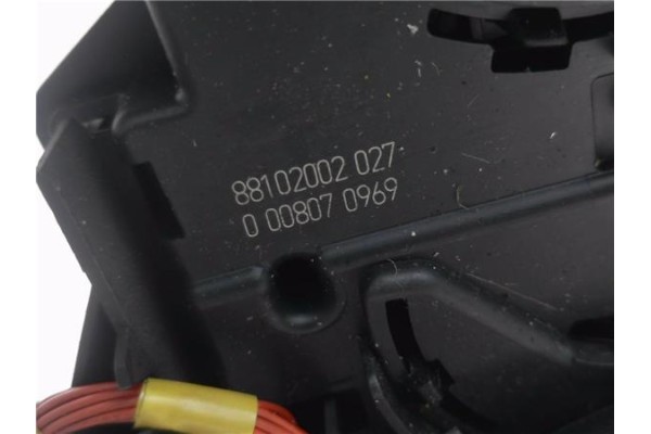 Recambio de mando intermitencia para renault clio iii 1.4 16v referencia OEM IAM 8200245499 88102002027 