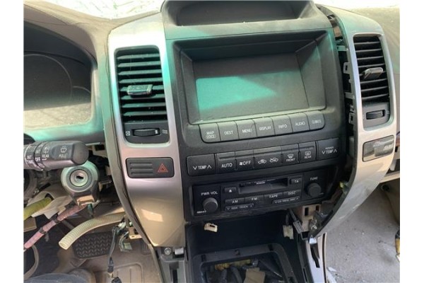 Recambio de mandos climatizador para toyota land cruiser (j12) 3.0 d-4d (kdj120) referencia OEM IAM 5590060560  