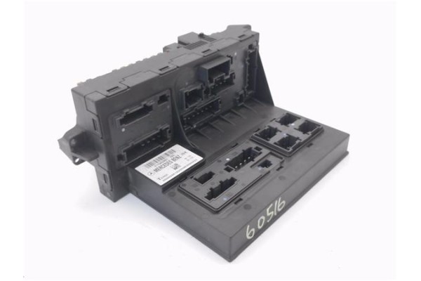 Recambio de caja fusibles/rele para mercedes-benz clase e (bm 211) berlina 3.2 e 320 cdi (211.026) referencia OEM IAM 2115453801