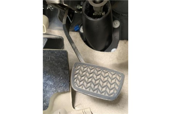 Recambio de pedal freno para toyota land cruiser (j12) 3.0 d-4d (kdj120) referencia OEM IAM 4711060190  