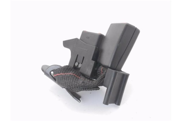Recambio de anclaje cinturon trasero derecho para renault clio iii 1.4 16v referencia OEM IAM 33047671 33047163 