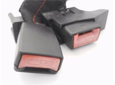 Recambio de anclaje cinturon trasero derecho para renault clio iii 1.4 16v referencia OEM IAM 33047671 33047163 