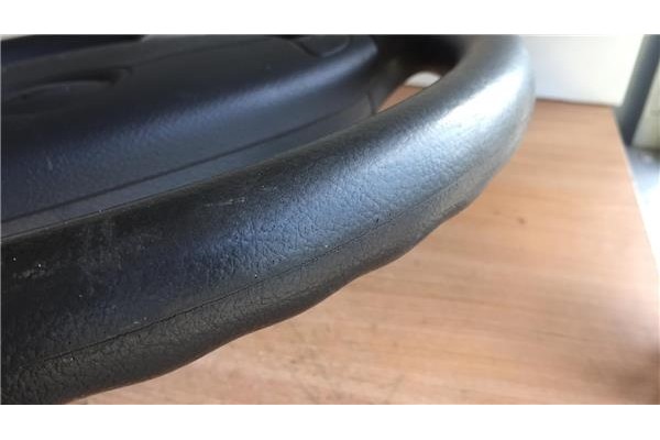 Recambio de volante para chevrolet kalos 1.4 16v referencia OEM IAM 5M2310  