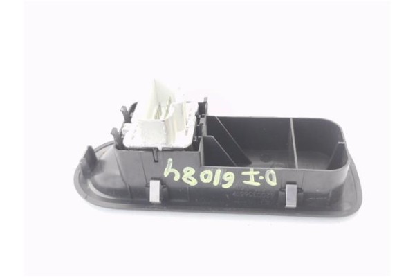 Recambio de mando elevalunas delantero izquierdo para renault clio iii 1.4 16v referencia OEM IAM 8200356519  
