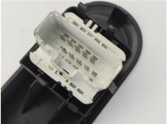 Recambio de mando elevalunas delantero izquierdo para renault clio iii 1.4 16v referencia OEM IAM 8200356519  