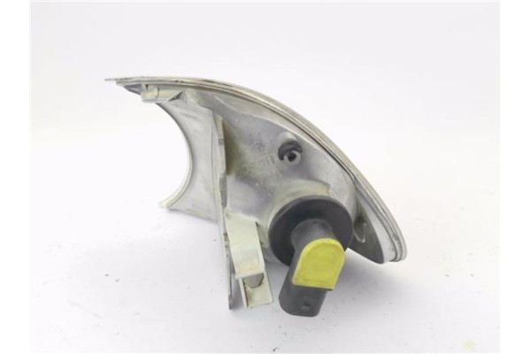 Recambio de intermitente delantero dcho para bmw serie 3 coupe (e46) 2.0 318 ci referencia OEM IAM 1315106155 311329004 