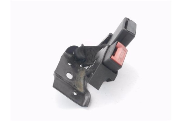 Recambio de anclaje cinturon trasero izquierdo para renault clio iii 1.4 16v referencia OEM IAM 33047670 33047162 
