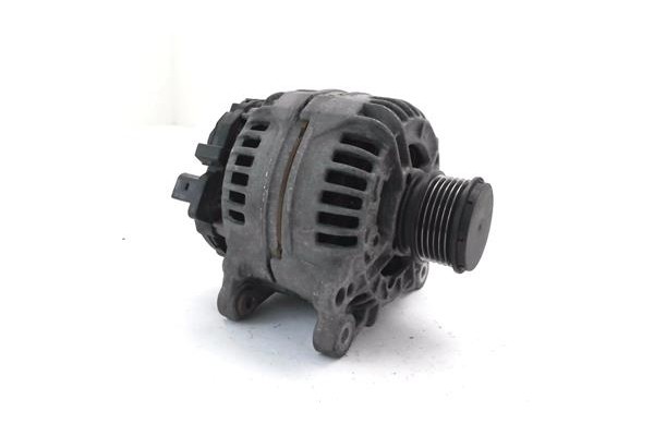 Recambio de alternador para seat leon (1m1) 1.9 tdi referencia OEM IAM 028903028E 1,25E+11 