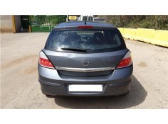 opel astra h berlina del año 2005
