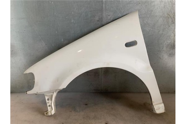 Recambio de aleta delantero izquierda para volkswagen polo iii (6n1) 60 1.4 referencia OEM IAM 6N0821021  