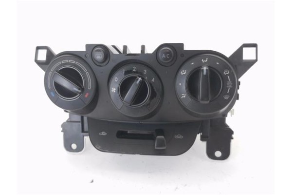 Recambio de mandos calefaccion / a.a. para mazda 2 berlina (de) 1.4 crtd active (5-ptas.) (50kw) referencia OEM IAM DF7161190B U
