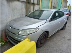 renault megane iii berlina 5p del año 2009