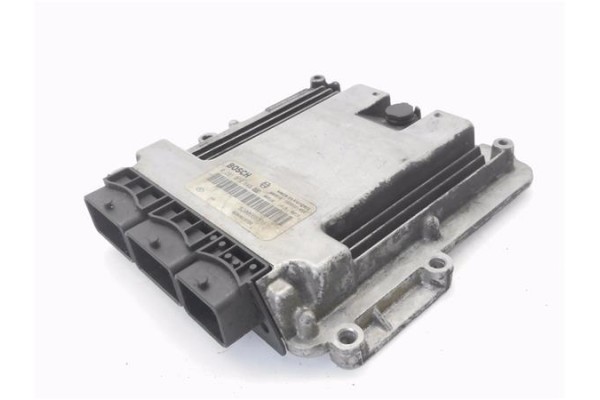 Recambio de centralita para opel vivaro 2.0 cdti referencia OEM IAM 8200666516 281014648 