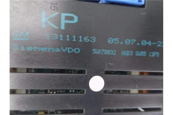 Recambio de pantalla para opel astra h berlina 1.8 referencia OEM IAM 13111163 5WK70032 