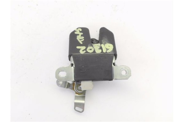 Recambio de cerradura porton para volkswagen passat berlina (3b3) 1.9 tdi referencia OEM IAM 3B5827505  