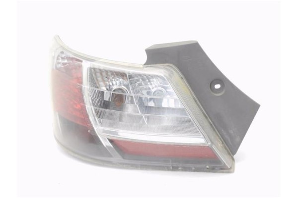 Recambio de piloto trasero izquierdo para daihatsu materia (m4_) 1.3 referencia OEM IAM 22051858  