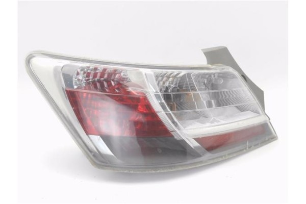 Recambio de piloto trasero izquierdo para daihatsu materia (m4_) 1.3 referencia OEM IAM 22051858  