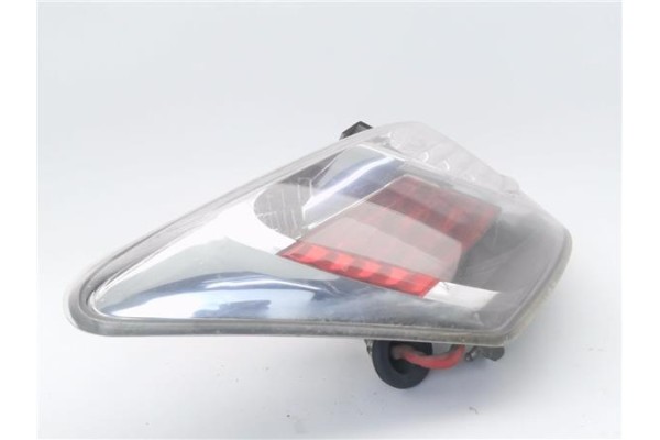 Recambio de piloto trasero izquierdo para daihatsu materia (m4_) 1.3 referencia OEM IAM 22051858  