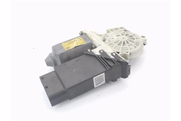 Recambio de motor elevalunas delantero izquierdo para volkswagen golf iv berlina (1j1) 1.9 tdi referencia OEM IAM 1J1959801C  
