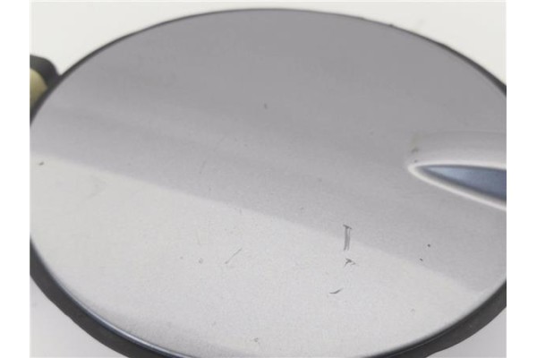 Recambio de tapa exterior combustible para opel astra h berlina 1.8 referencia OEM IAM 13111597  