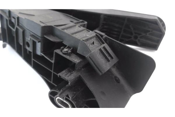 Recambio de potenciometro pedal gas para seat altea xl (5p5) 2.0 freetrack 4x4 referencia OEM IAM 1K1721503S  