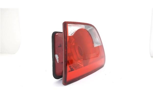 Recambio de piloto porton trasero derecho para seat altea xl (5p5) 2.0 freetrack 4x4 referencia OEM IAM 5P8945094D 5P8945108B 