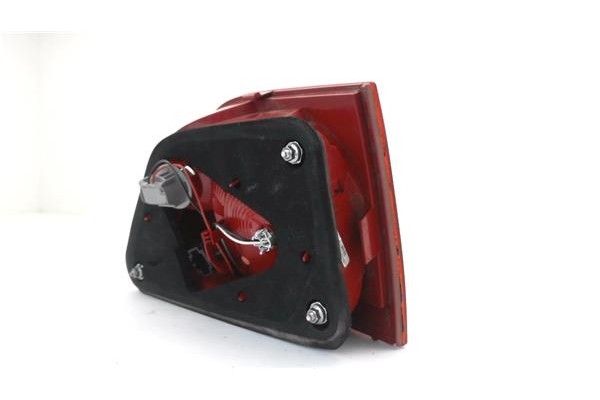 Recambio de piloto porton trasero derecho para seat altea xl (5p5) 2.0 freetrack 4x4 referencia OEM IAM 5P8945094D 5P8945108B 