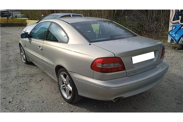 volvo c70 coupe del año 1999