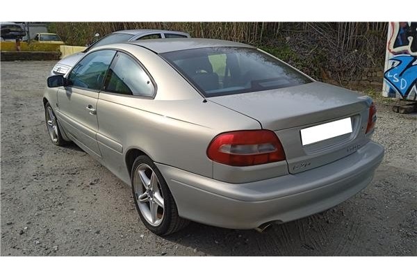 volvo c70 coupe del año 1999