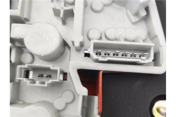 Recambio de piloto trasero izquierdo para volkswagen passat berlina (3b3) 1.9 tdi referencia OEM IAM 3B5945095AE  