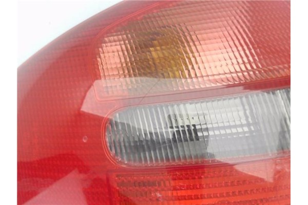 Recambio de piloto trasero izquierdo para audi a6 berlina (4b2) 2.8 referencia OEM IAM 4B5945095  