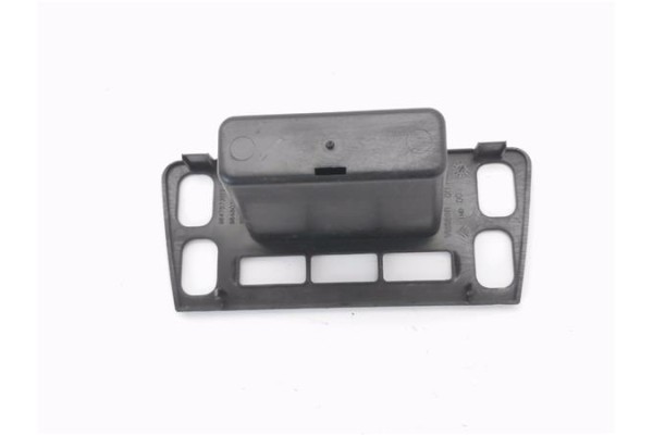 Recambio de consola para citroen xsara berlina 2.0 16v referencia OEM IAM 9647573177 9648032877 