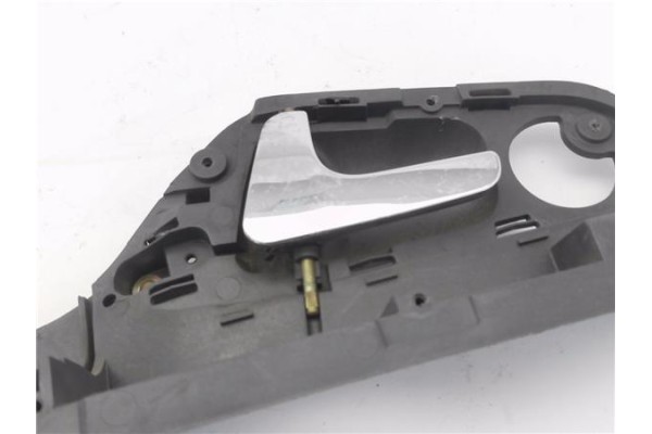 Recambio de manilla int. puerta trasero izquierda para seat ibiza (6k1) 1.9 tdi referencia OEM IAM 6K4837113  