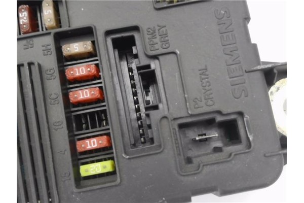Recambio de caja fusibles/rele para renault megane ii (bm0/1_, cm0/1_) 1.5 dci (bm0f, cm0f) referencia OEM IAM 8200306033C S1183